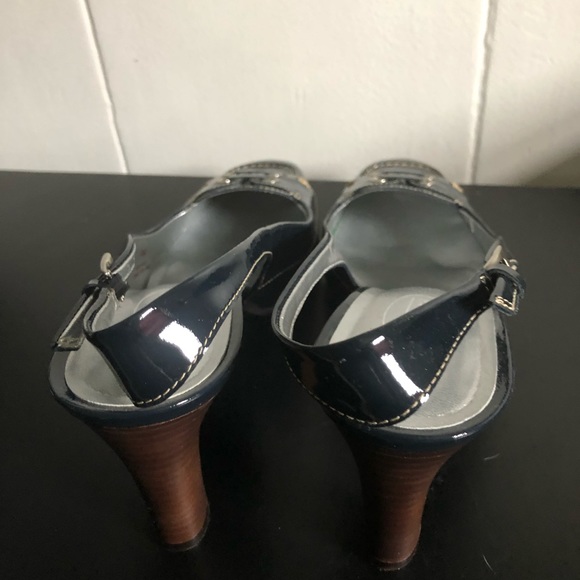 NWT Talbots Colby Heel, Size 8.5 - Picture 5 of 8